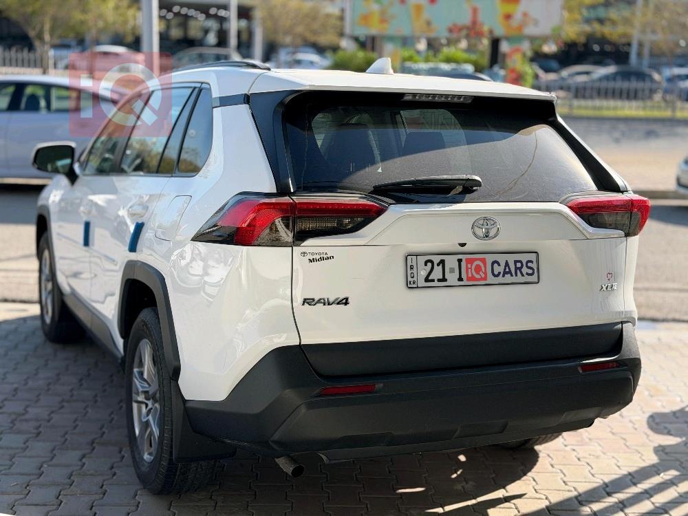 تويوتا راف 4